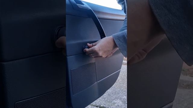 How to Remove Manual Window Crank on Volkswagen Polo IV 4 смотреть онлайн
