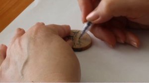 Мастер-класс «Роспись брелка из дерева»