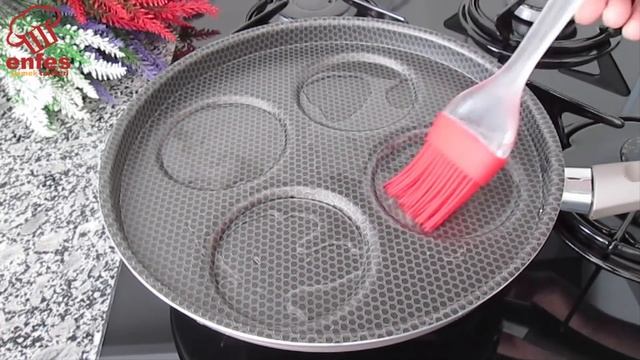 Hiç Böyle Kaşık Dökmesi Yediniz Mi ?Şimdiye Kadar Yediğim En LEZZETLİ Ve En KOLAY Kahvaltılık Tarif