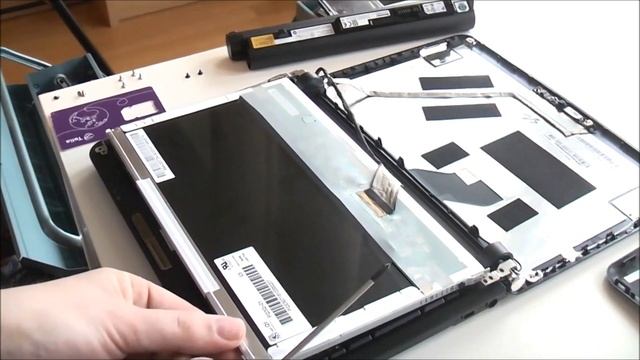 Pixel Qi 3Qi screen mod on Lenovo IdeaPad S10-2 Netbook - HowTo смотреть онлайн