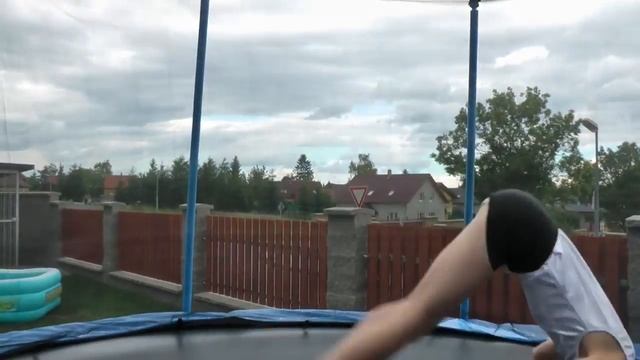 Акробатика. Фляк в 6 лет. смотреть онлайн