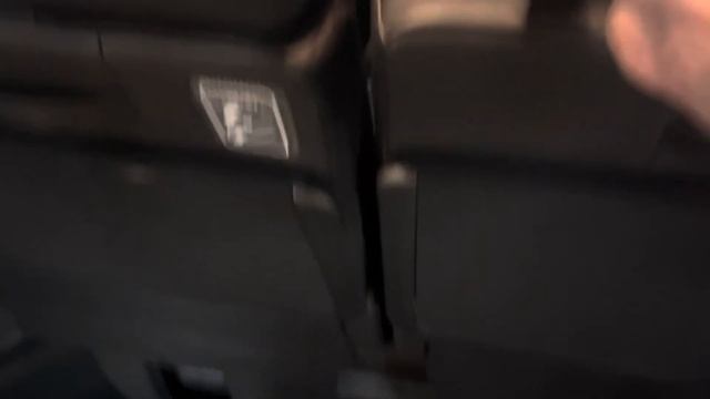 Honda Stepwgn Rp6 задняя дверь, расстояние между 2 и 3 рядом