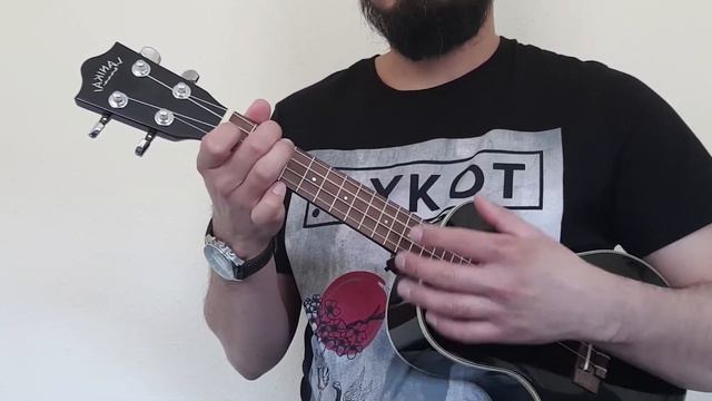 July - Noah Cyrus ukulele lesson смотреть онлайн