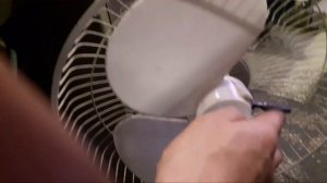 Вентилятор с поломанной лопастью.Как починить?