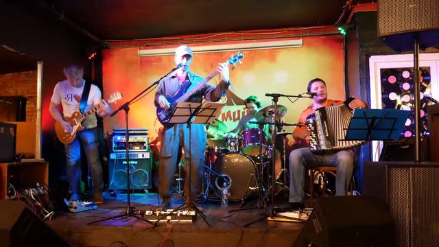 КДД - Человек и кошка [кавер] [2019] [клуб Безумий] смотреть онлайн