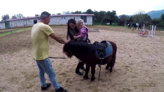 Катаемся на лошадях в Турции! [выпуск 380] смотреть онлайн