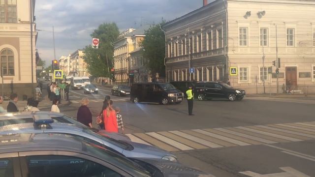 Кортеж Медведева Казань 25 мая смотреть онлайн