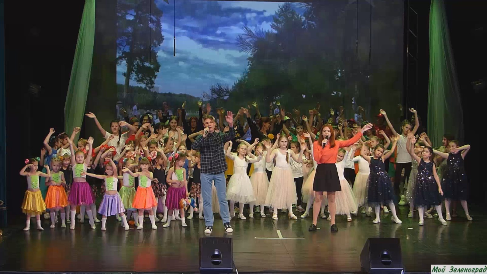 Виктория и Лев Мочульские (студия эстрадного вокала «Форте») - Замыкая круг