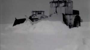 К-700А, К-700 на зимних полевых работах 1977 год.