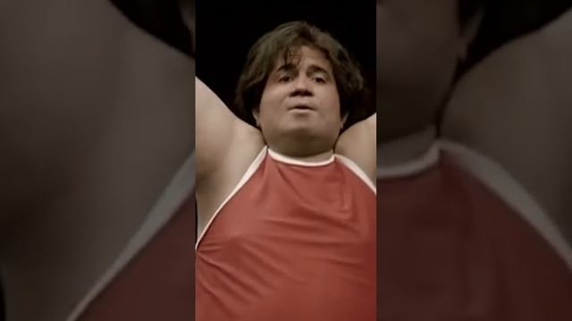 Кому легче накачаться: Худому или толстому смотреть онлайн