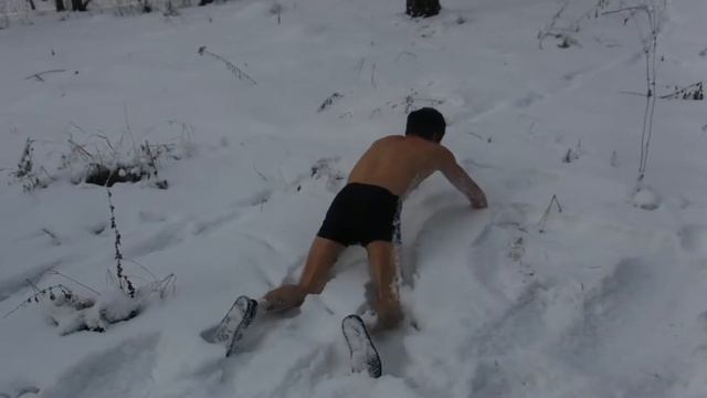 Купание в снегу смотреть онлайн