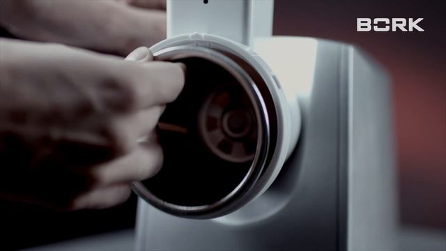 BORK M500 видеоинструкция по сборке мясорубки Борк смотреть онлайн