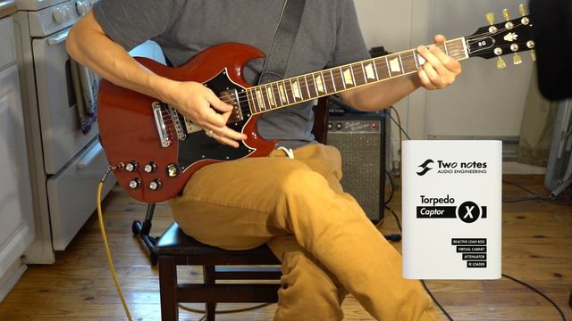Two Notes Torpedo Captor X - vs - Tube Amp (Mic'd Fender Deluxe Reverb) смотреть онлайн