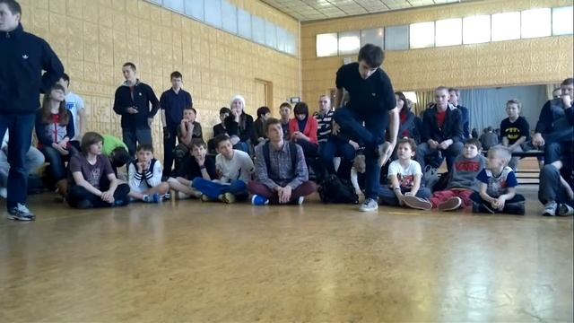 "Master Dance Battle" Toprock взрослые (профи) Вишня vs Марти vs Макс Майновский смотреть онлайн