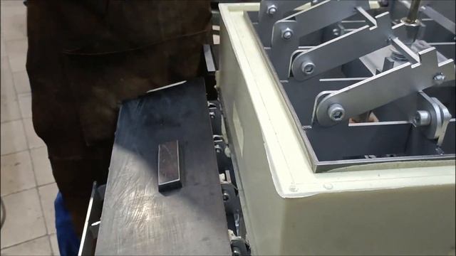 Вулики ППУ своїми руками . Тест прес форми 10 рамок 145 смотреть онлайн