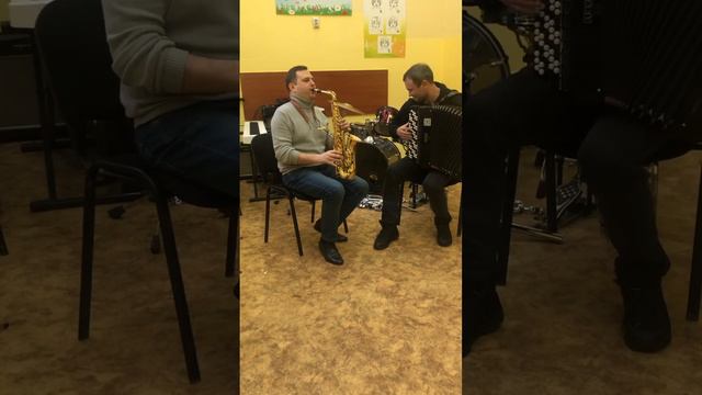 Седая ночь кавер дуэт баян саксофон / Шатунов /слово пацана / accordion смотреть онлайн