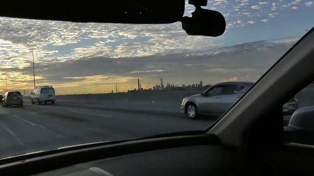 NEW YORK CITY SKYLINE смотреть онлайн