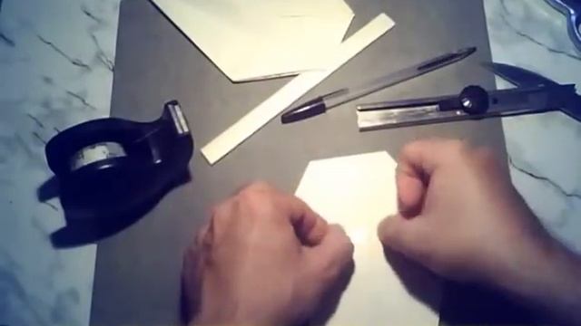Как сделать щит из бумаги. Оригами смотреть онлайн