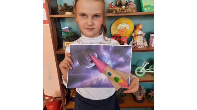 полёт в космос ,ракета из картонной втулки смотреть онлайн