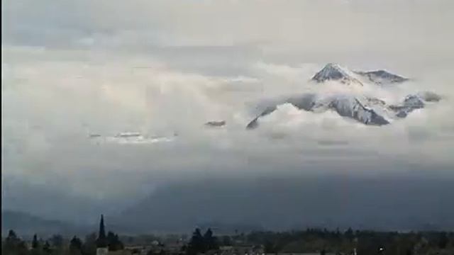 2013-4-28, Webcam BernerOberland смотреть онлайн