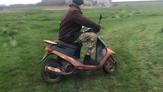 Обзор и тест скутера Honda Dio смотреть онлайн