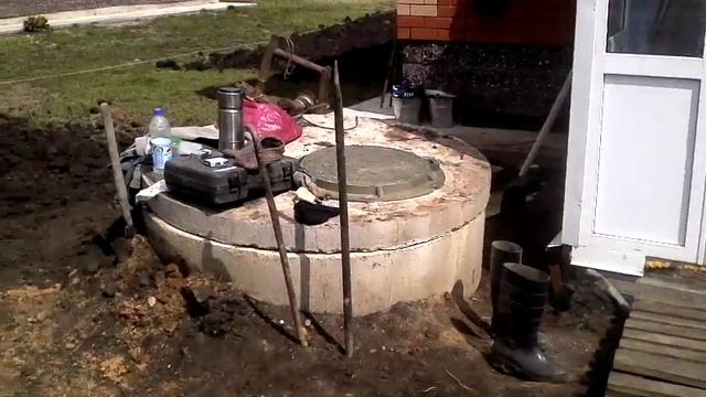 Копка переливной ямы. Кольца 1.5 метра внутр. диаметр. смотреть онлайн