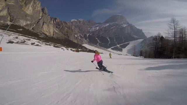 Ski the Dolomites - Italy - Colfosco смотреть онлайн