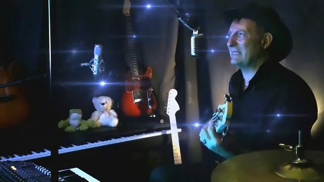 Siffler Sur La Coline Chant Et Guitare Basse By Dadymilles