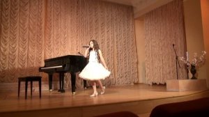 Алекса Марценковская, песня "Дай мне руку"