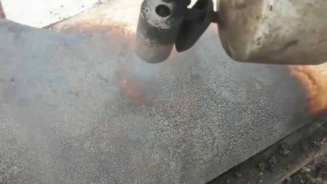 Резьба свиньи обработка шкуры в Сторожевом ч.6 смотреть онлайн