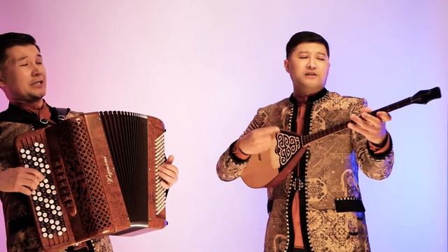 попурри домбыра баян той смотреть онлайн