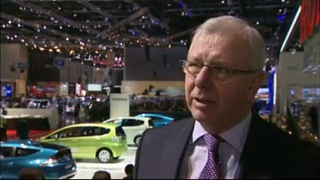 Honda Motor Europe Executive Vice President, Mr. Ken Keir, speaks at Geneva Motor Show 2011 смотреть онлайн