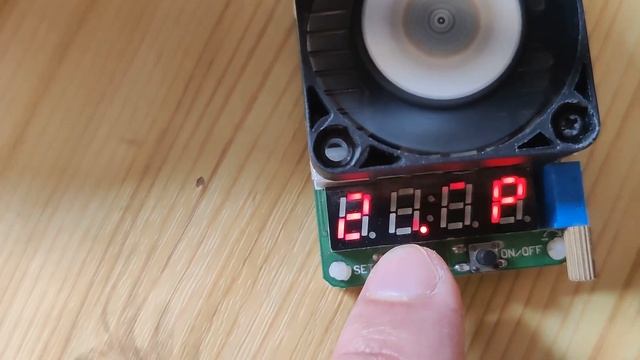 Review GAN Charger WiWU RY-U33  (33W/USB-A + USB-C)