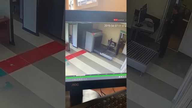 Проход на вокзал через рамку смотреть онлайн