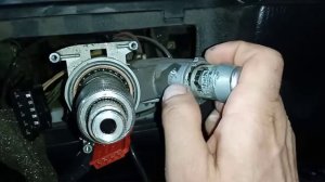 Замена личинки замка зажигания Golf 3.