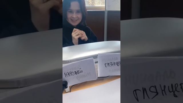 Маникюр бесплатно? смотреть онлайн