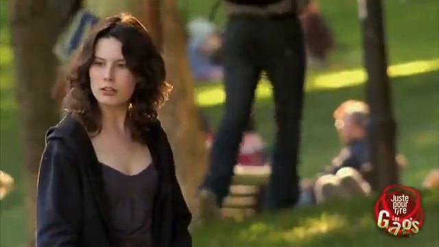 Бабушка толкает полицейский смотреть онлайн