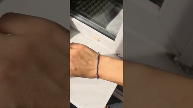 Золотой браслет с бриллиантами