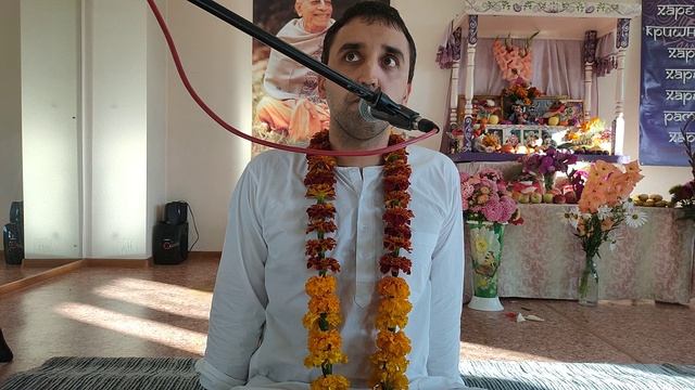 Дамагхош пр. - Лекция в день явления Шримати Радхарани (23.09.23) смотреть онлайн