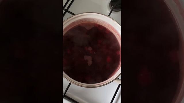 Холодный суп «Свекольник»/Cold soup "Beetroot" смотреть онлайн
