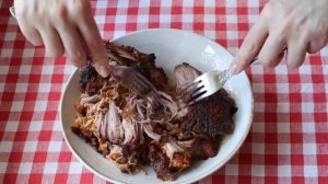 Бургер с рваной свининой. Рваная свинина в духовке.