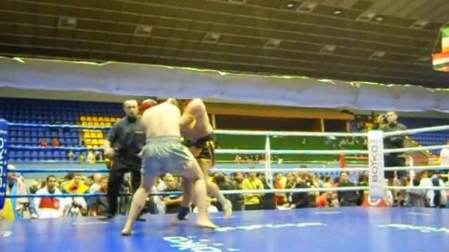 Финальный поединок в весовой категории до 90 кг в разделе лоу кик Любченко С Украина Сукачов М Ук смотреть онлайн