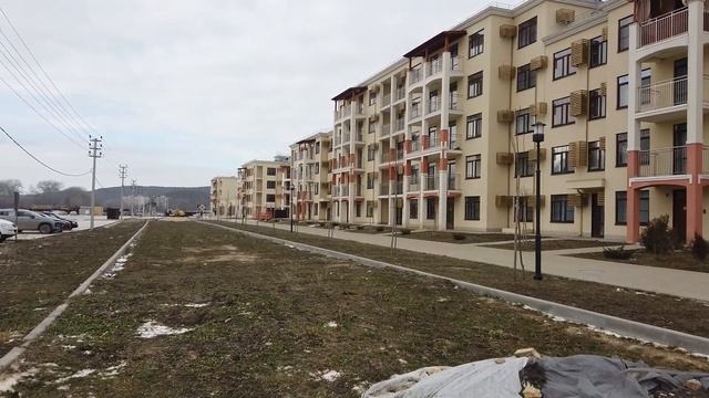 #АНАПА - АБРАМОВИЧ ЗАХОДИТ В СУККО. ЧТО ЗДЕСЬ БУДЕТ? КАК ЖИВЁТ HOLIDAY HOUSE СЕЙЧАС? смотреть онлайн