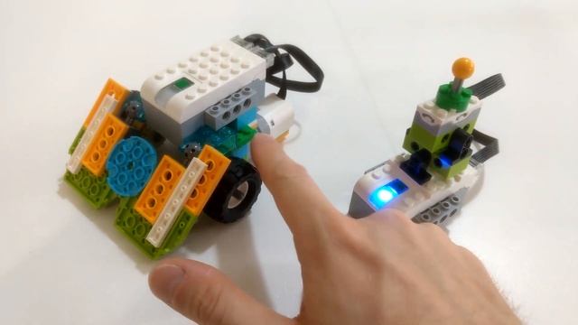 Remote controlled sumo robot (WeDo 2.0) смотреть онлайн