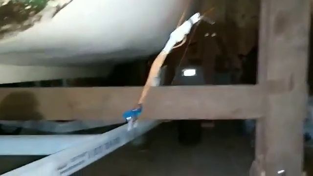 Снимаем лодку с прицепа (часть 2) смотреть онлайн