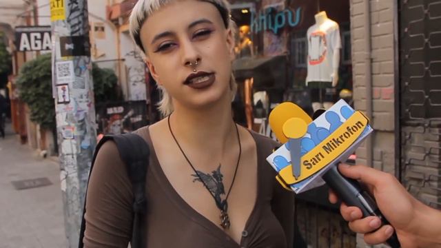 EN UTANÇ VERİCİ 10 CRINGE SARI MİKROFON VİDEOSU смотреть онлайн