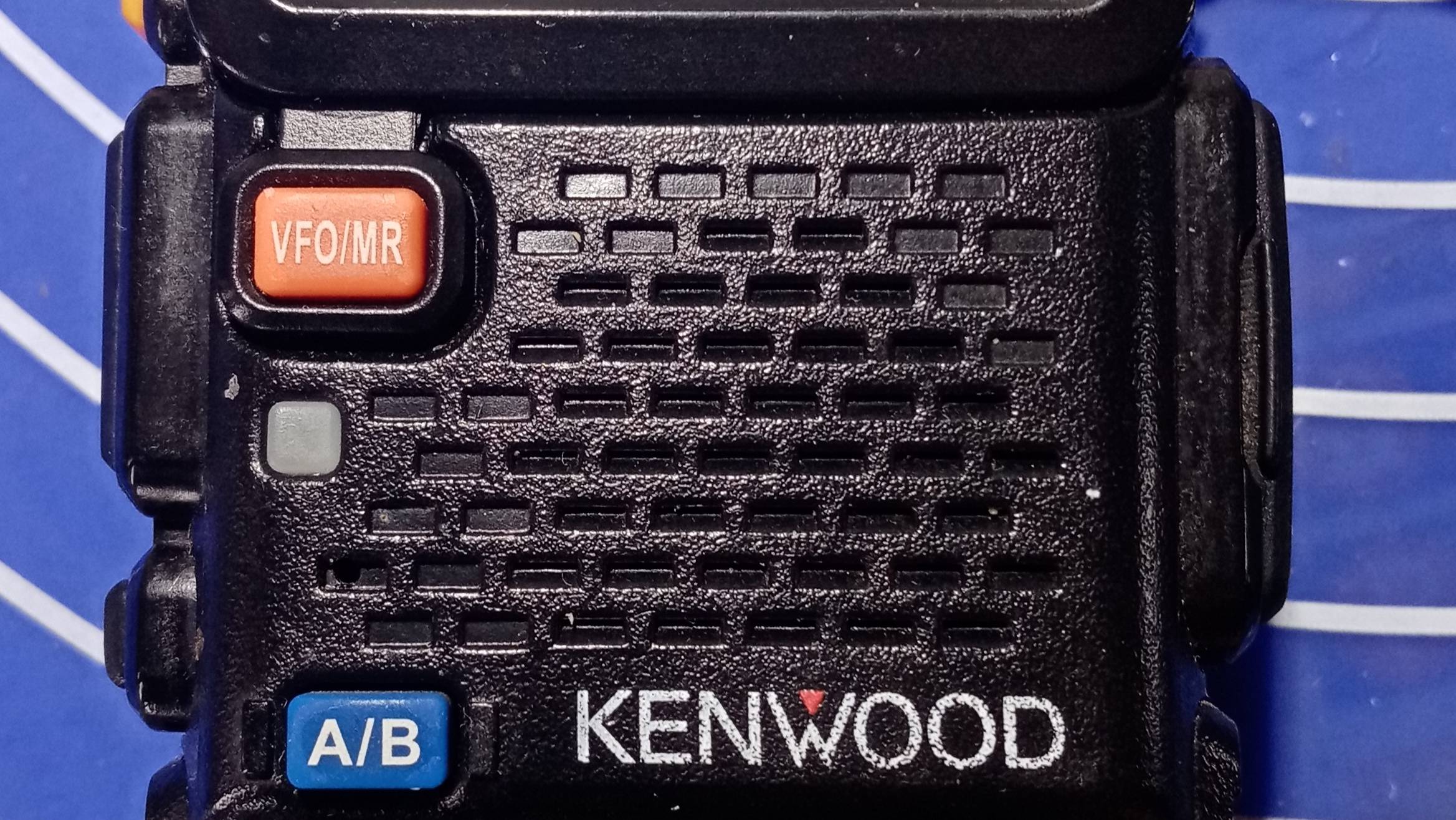 Ремонт радиостанции "Kenwood TK-UVF8" смотреть онлайн