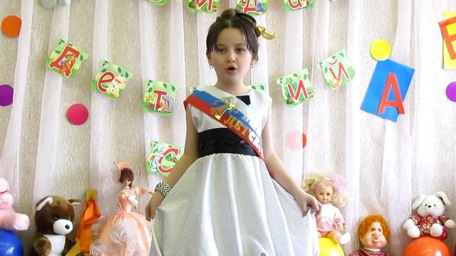 ходит наша бабушка смотреть онлайн