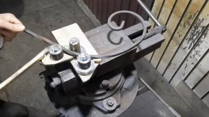Гнутик своими руками. Каждому нужно такое приспособление. Холодная ковка. cold forging machine