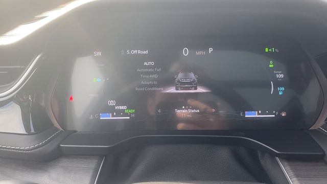 2022 Jeep Grand Cherokee 4XE смотреть онлайн